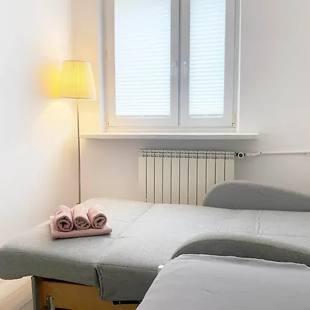 Apartment Mieszkanie 4 *