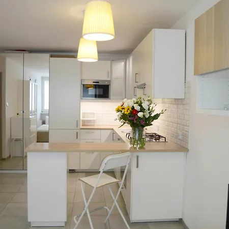 Mieszkanie 4 * Warszawa