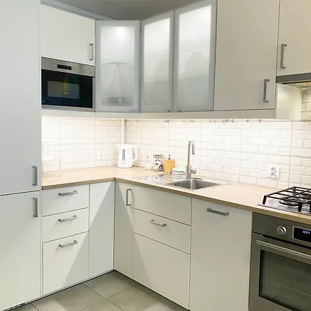 Mieszkanie 4 * Warszawa